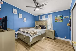 8110 SE Eagle Ave, Hobe Sound, FL 33455 - Photo 18