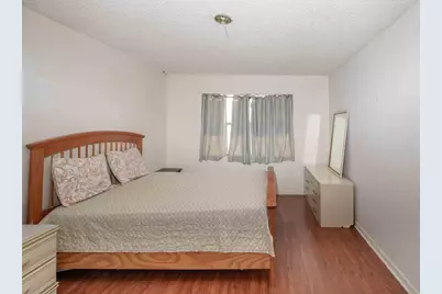 9041 Sunrise Lakes Boulevard #111, Sunrise, FL 33322 - Photo 14