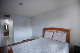 9041 Sunrise Lakes Blvd, Sunrise, FL 33322 - Photo 14