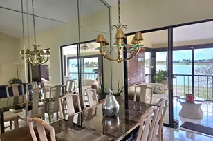 10870 Lakemore Ln, Boca Raton, FL 33498 - Photo 8