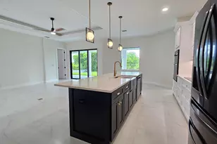 3410 NW 39th Ln, Cape Coral, FL 33993 - Photo 4