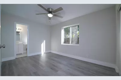 1126 NE 16th Place #3, Fort Lauderdale, FL 33305 - Photo 6