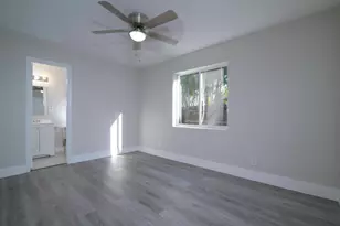 1126 NE 16th Pl, Fort Lauderdale, FL 33305 - Photo 6