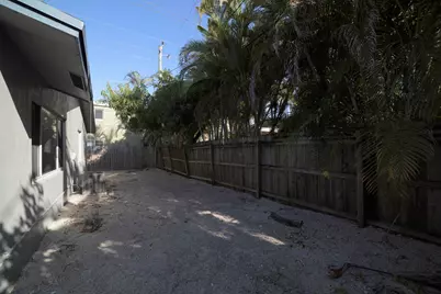 1126 NE 16th Place #3, Fort Lauderdale, FL 33305 - Photo 10