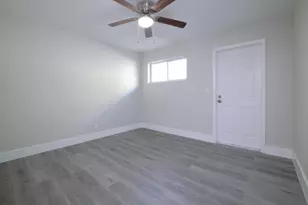 1126 NE 16th Pl, Fort Lauderdale, FL 33305 - Photo 14