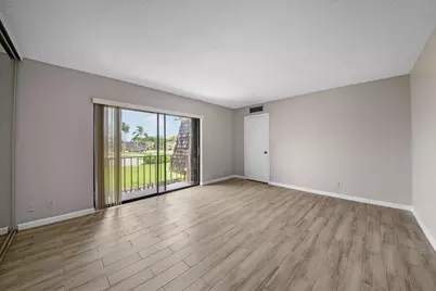 388 Lake Arbor Drive, Palm Springs, FL 33461 - Photo 30