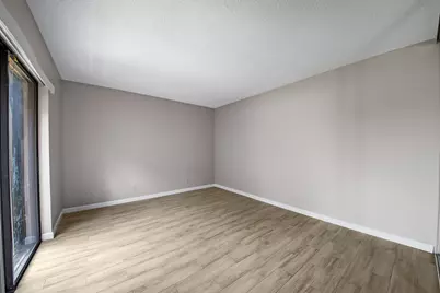 388 Lake Arbor Drive, Palm Springs, FL 33461 - Photo 24