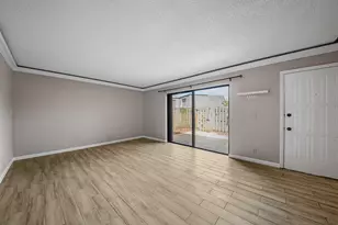 388 Lake Arbor Dr, Palm Springs, FL 33461 - Photo 8