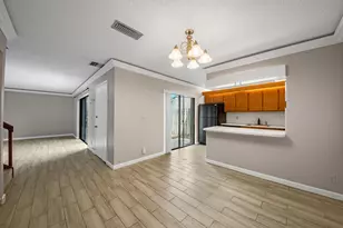 388 Lake Arbor Dr, Palm Springs, FL 33461 - Photo 2