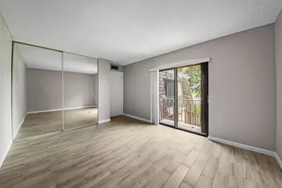 388 Lake Arbor Drive, Palm Springs, FL 33461 - Photo 26