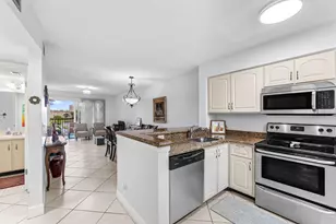 2222 N Cypress Bend Dr, Pompano Beach, FL 33069 - Photo 30