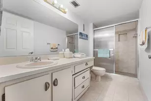2222 N Cypress Bend Dr, Pompano Beach, FL 33069 - Photo 44