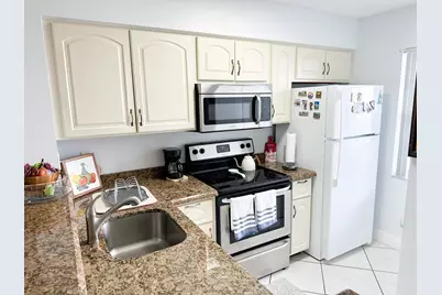 2222 N Cypress Bend Drive #403, Pompano Beach, FL 33069 - Photo 8