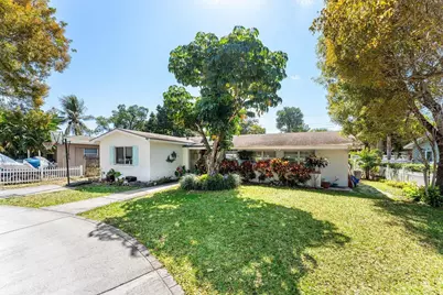 102 NE 22nd Street, Delray Beach, FL 33444 - Photo 2