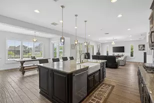 929 Sterling Pine Pl, The Acreage, FL 33470 - Photo 22