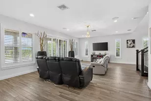 929 Sterling Pine Pl, The Acreage, FL 33470 - Photo 14