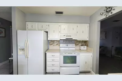 4209 Waverly Drive, West Palm Beach, FL 33407 - Photo 12