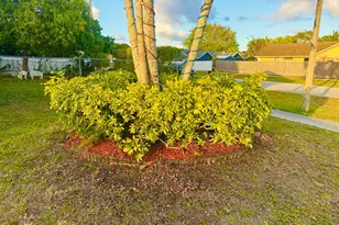 7801 SW 8th St, North Lauderdale, FL 33068 - Photo 4