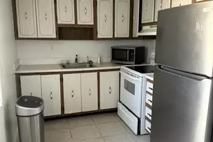 468 Capri J, Delray Beach, FL 33484 - Photo 2