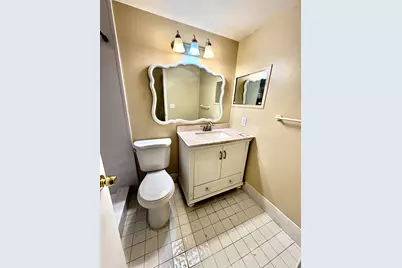 39 Waltham B, West Palm Beach, FL 33417 - Photo 8
