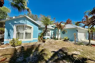 125 SW Donna Terrace, Port Saint Lucie, FL 34984 - Photo 1