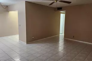 251 Fanshaw F, Boca Raton, FL 33434 - Photo 4