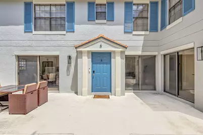 355 Prestwick Circle #4, Palm Beach Gardens, FL 33418 - Photo 2