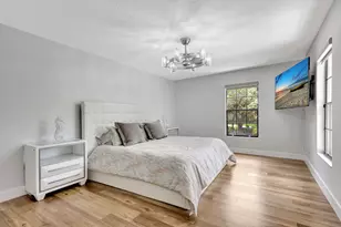 355 Prestwick Cir, Palm Beach Gardens, FL 33418 - Photo 30