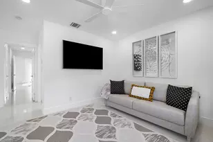 680 NE Harbour Dr, Boca Raton, FL 33431 - Photo 32