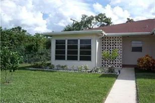 4510 NW 2nd St, Delray Beach, FL 33445 - Photo 1