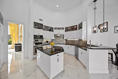 10591 Stonebridge Boulevard, Boca Raton, FL 33498 - Photo 32