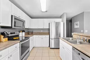 3422 Commodore Ct, West Palm Beach, FL 33411 - Photo 16