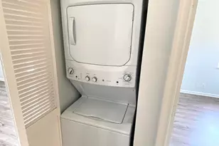 3261 Scarletta Dr, Riviera Beach, FL 33404 - Photo 10