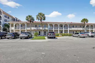 250 NE 20th St, Boca Raton, FL 33431 - Photo 2