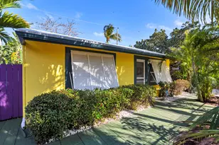 2 Kenmore Ln, Boynton Beach, FL 33435 - Photo 2