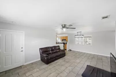131 SE Lucero Drive, Port Saint Lucie, FL 34983 - Photo 8