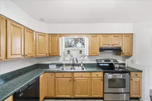 131 SE Lucero Dr, Port Saint Lucie, FL 34983 - Photo 14