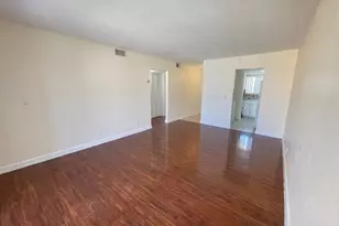 1501 Crescent Cir, Lake Park, FL 33403 - Photo 8