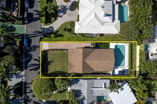 211 Miraflores Dr, Palm Beach, FL 33480 - Photo 24