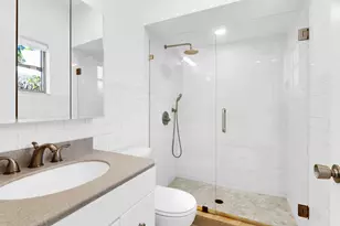 211 Miraflores Dr, Palm Beach, FL 33480 - Photo 20