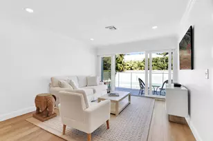 211 Miraflores Dr, Palm Beach, FL 33480 - Photo 10