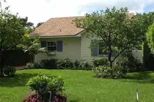 211 Miraflores Dr, Palm Beach, FL 33480 - Photo 1