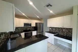 3228 Jog Park Dr, Greenacres, FL 33467 - Photo 6