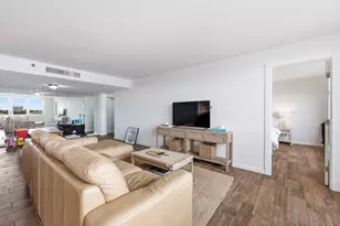 1648 Jupiter Cove Dr, Jupiter, FL 33469 - Photo 10