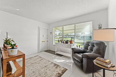 201 Country Lane #B, Boynton Beach, FL 33435 - Photo 4