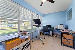 201 Country Ln, Boynton Beach, FL 33435 - Photo 16
