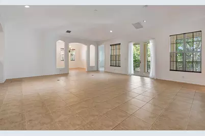 359 Chambord Terrace, Palm Beach Gardens, FL 33410 - Photo 8