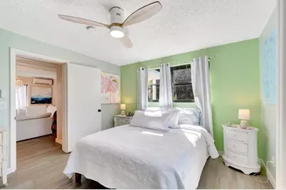 237 SW 3rd Avenue, Delray Beach, FL 33444 - Photo 24