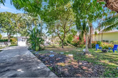 237 SW 3rd Avenue, Delray Beach, FL 33444 - Photo 28