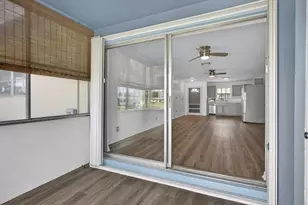 2960 Ashley Dr E, West Palm Beach, FL 33415 - Photo 20